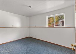 listing-thumbnails
