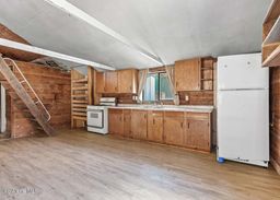 listing-thumbnails