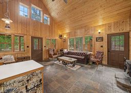 listing-thumbnails