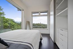 listing-thumbnails