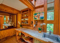 listing-thumbnails
