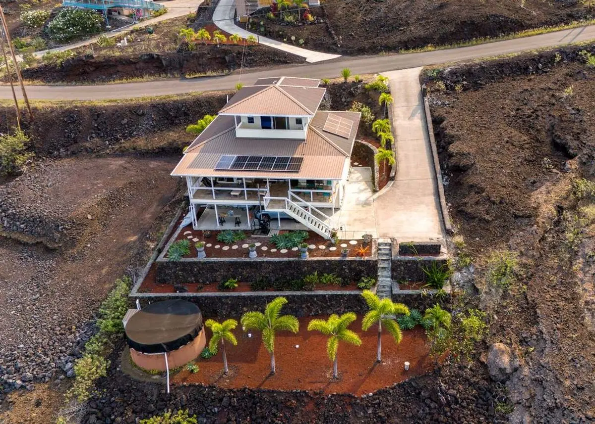 Green Homes for Sale - Captain Cook, Hawaii Green Home
