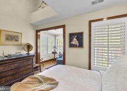 listing-thumbnails