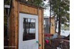 listing-thumbnails