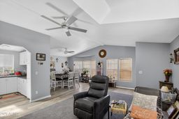 listing-thumbnails