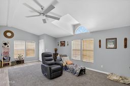 listing-thumbnails
