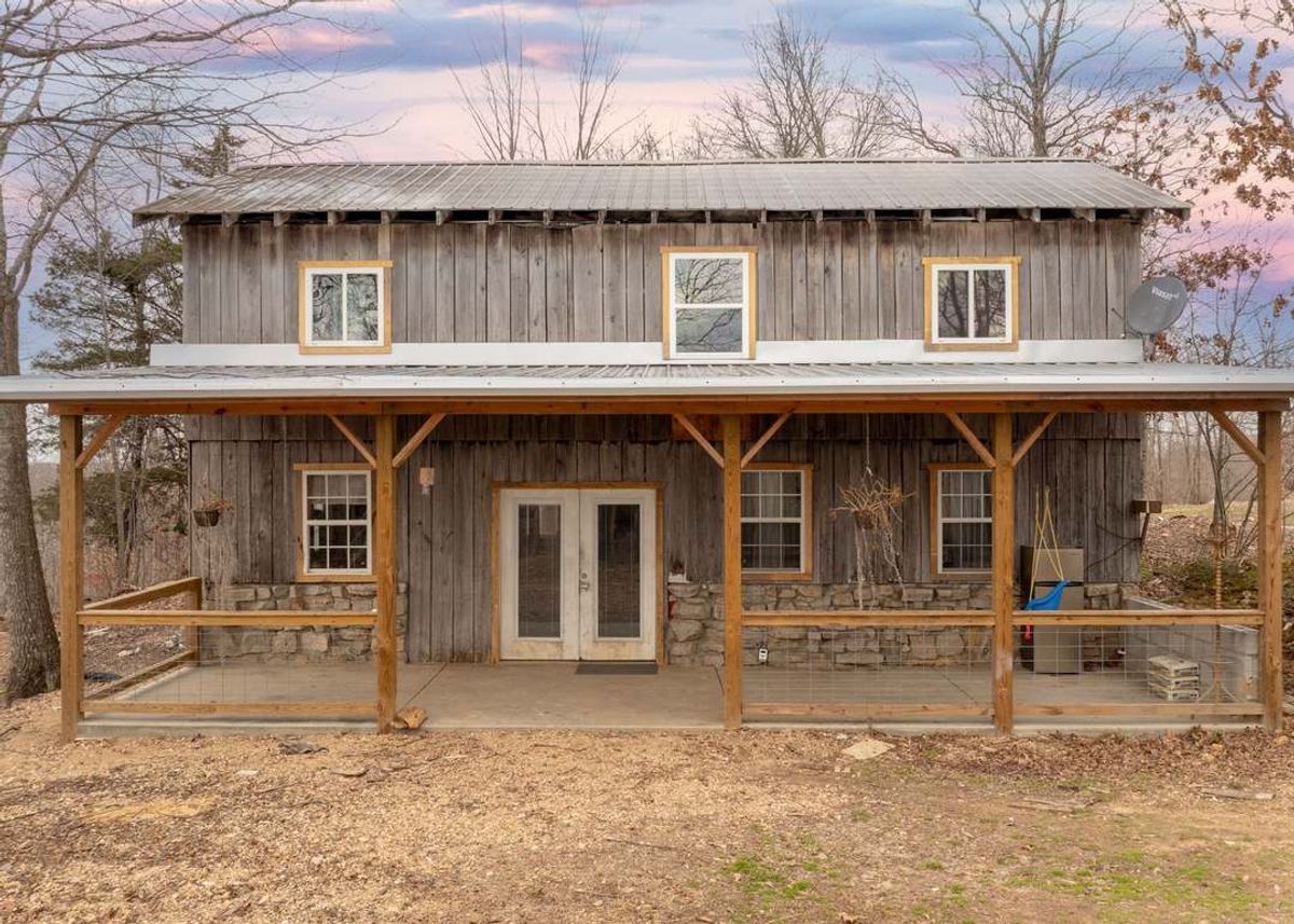 Green Homes for Sale - Linden, Tennessee Green Home