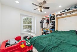 listing-thumbnails