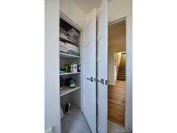 listing-thumbnails