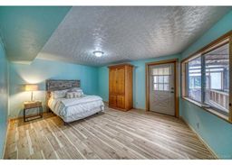 listing-thumbnails