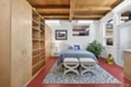 listing-thumbnails
