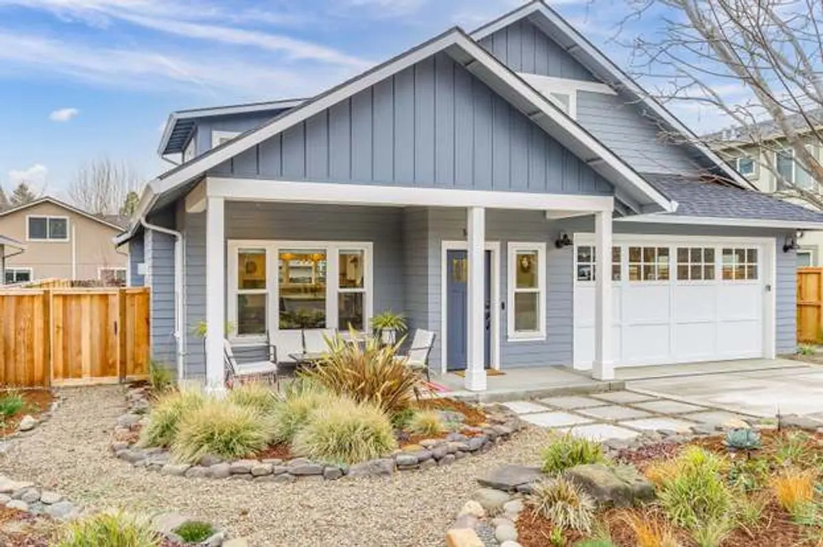 Green Homes for Sale - Talent, Oregon Green Home