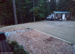 listing-thumbnails
