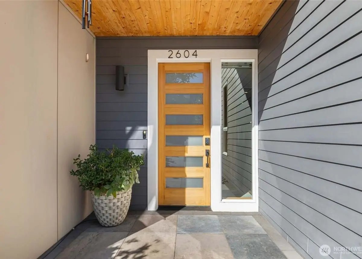Photo 3 of green home in Seattle, Washington