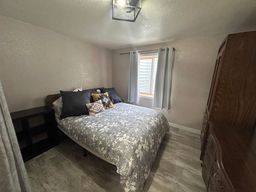 listing-thumbnails