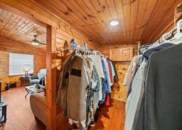 listing-thumbnails
