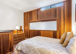 listing-thumbnails