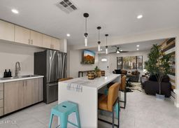 listing-thumbnails