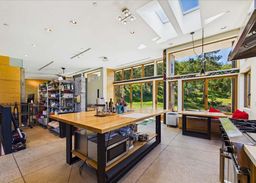 listing-thumbnails