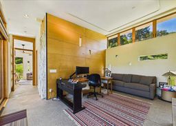 listing-thumbnails