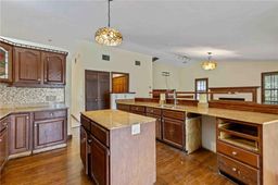 listing-thumbnails