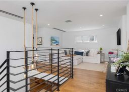 listing-thumbnails