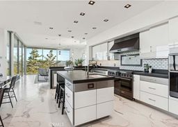 listing-thumbnails