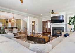 listing-thumbnails