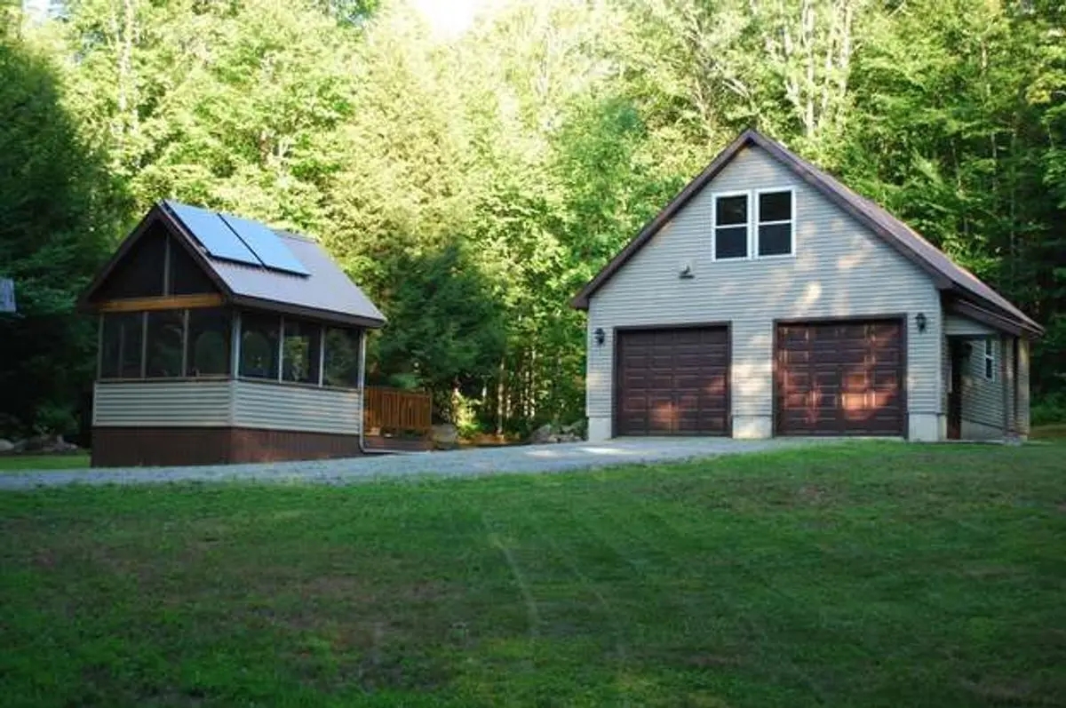 Green Homes for Sale - Schroon Lake, New York Green Home