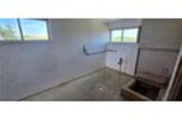 listing-thumbnails