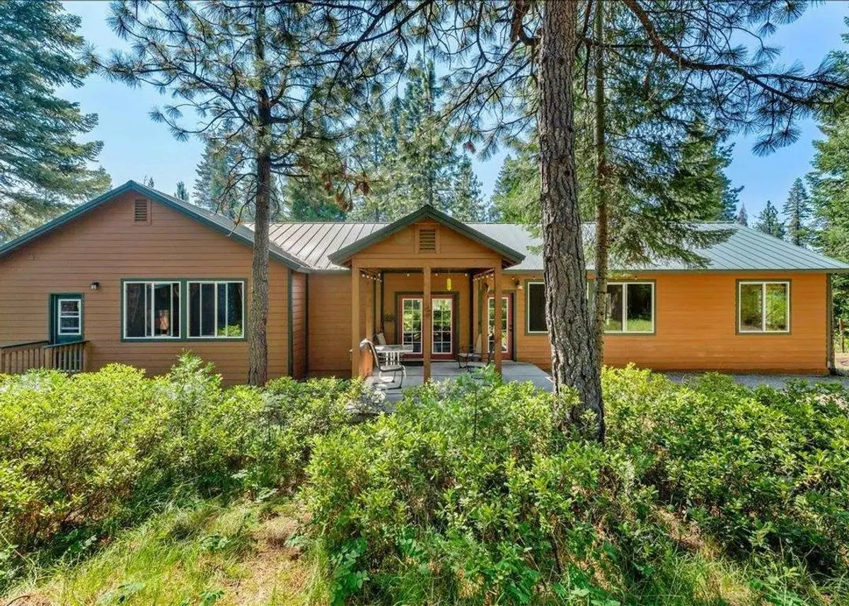 Green Homes for Sale - McCloud, California Green Home