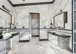listing-thumbnails