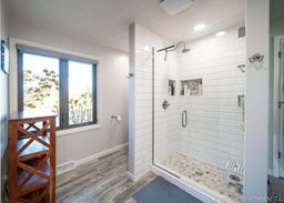listing-thumbnails