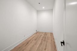 listing-thumbnails