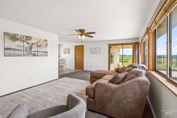listing-thumbnails