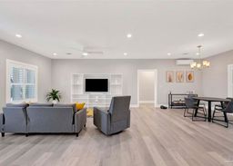 listing-thumbnails