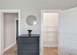 listing-thumbnails