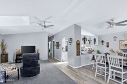 listing-thumbnails