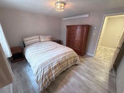 listing-thumbnails