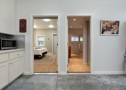 listing-thumbnails
