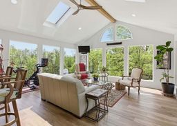 listing-thumbnails