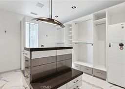listing-thumbnails