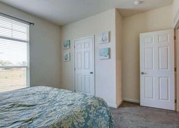 listing-thumbnails