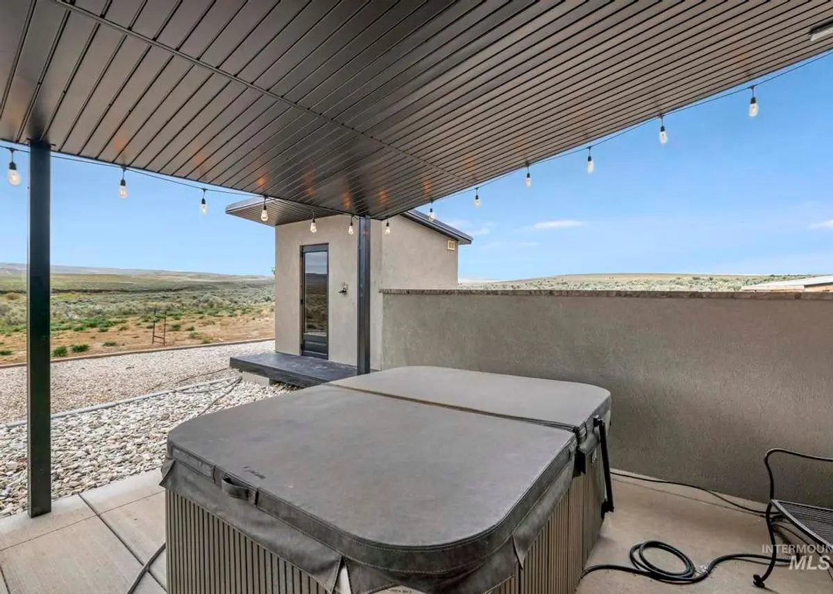 Photo 40 of green home in Rogerson, Idaho
