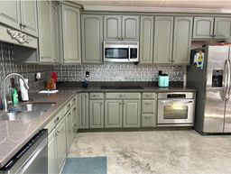listing-thumbnails