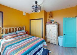listing-thumbnails