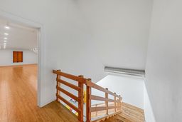 listing-thumbnails
