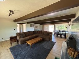 listing-thumbnails