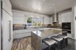 listing-thumbnails