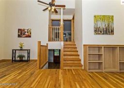 listing-thumbnails